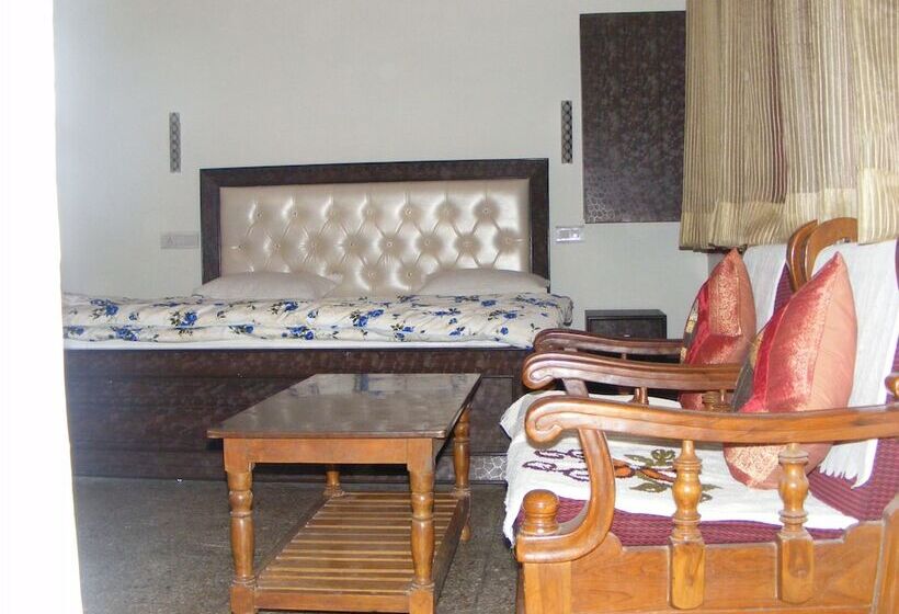 اتاق لوکس, Vacation