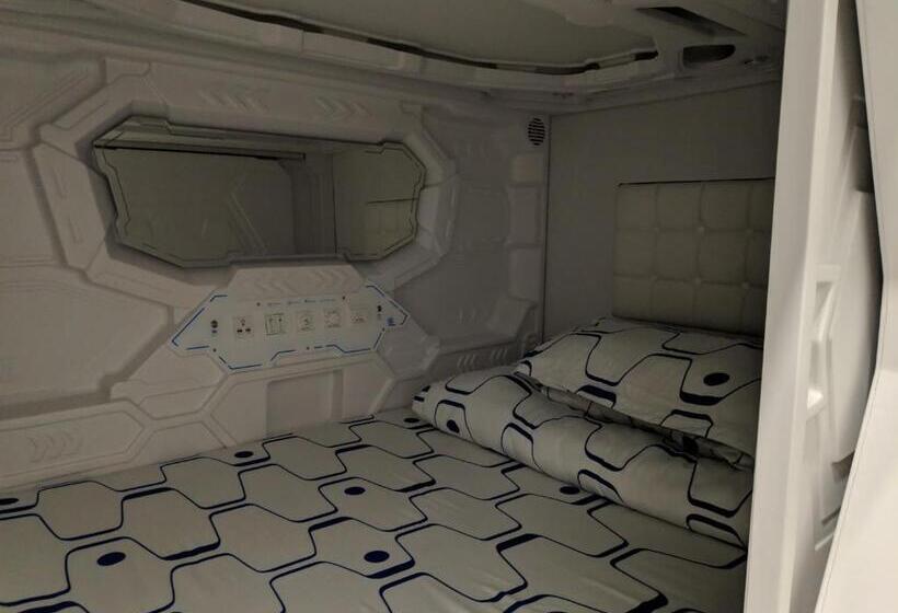 Capsule, Space Cap