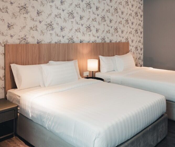Номер Deluxe, Le Venue