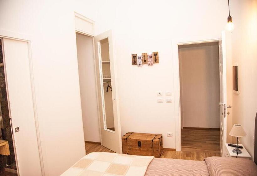 Deluxe Kamer, Storie Di Mare