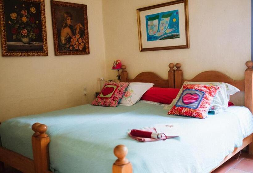 Четырехместный Номер Стандарт Вид на Сад, Can Portell By 123ole, B&b   Casa Rural