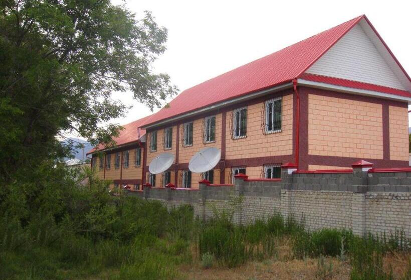 اتاق استاندارد چهار تخته, Mini Pansionat Maksat