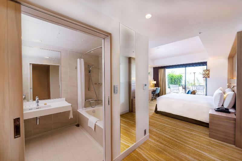 Стандартный Номер Кровать Кинг, Doubletree By Hilton Okinawa Chatan Resort