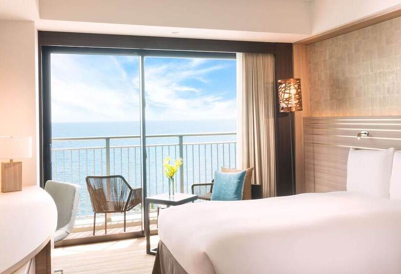 Номер Стандарт Двуспальная Кровать Вид на Море, Doubletree By Hilton Okinawa Chatan Resort
