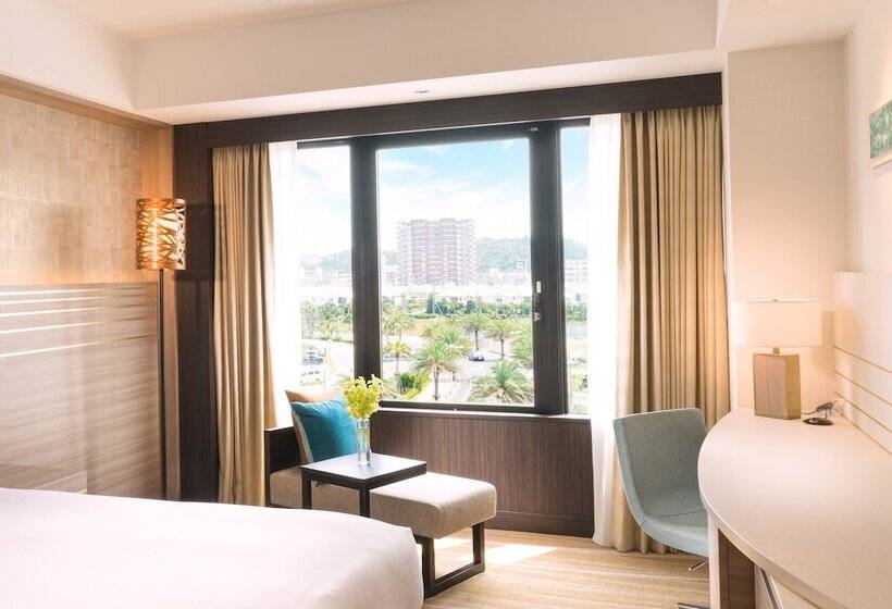Номер Стандарт Вид на Город, Doubletree By Hilton Okinawa Chatan Resort