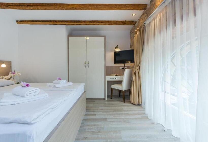 Люкс Повышенной Комфортности, Minella Residence