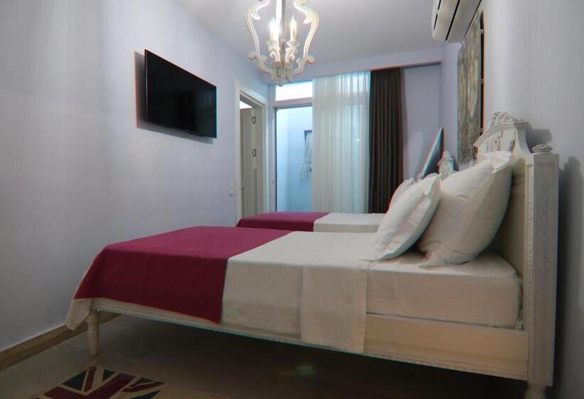 اتاق اکونومی, Alacaat Otel