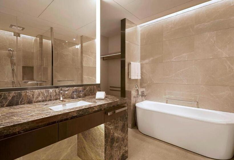 스탠다드 룸 킹사이즈 침대, Sheraton Shanghai Chongming