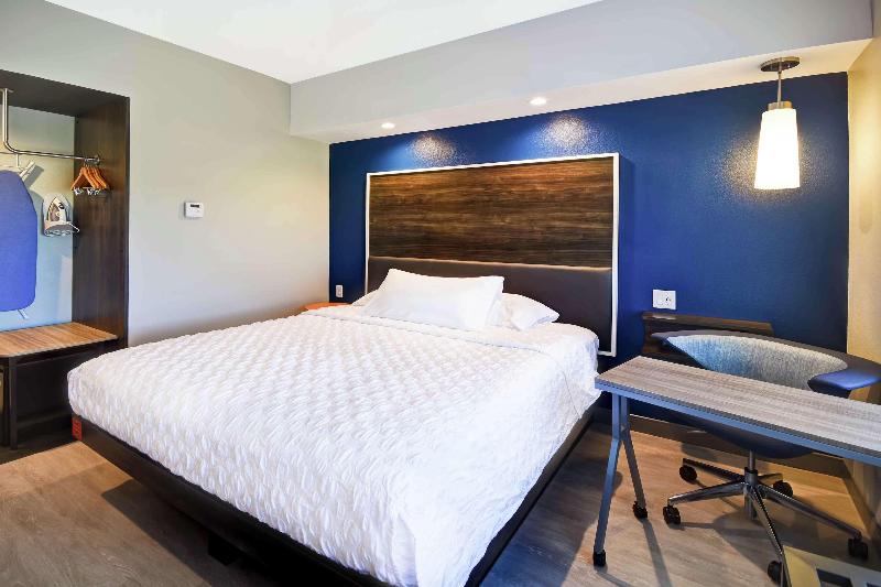 חדר סטנדרט עם מיטת קינג, Tru By Hilton North Platte