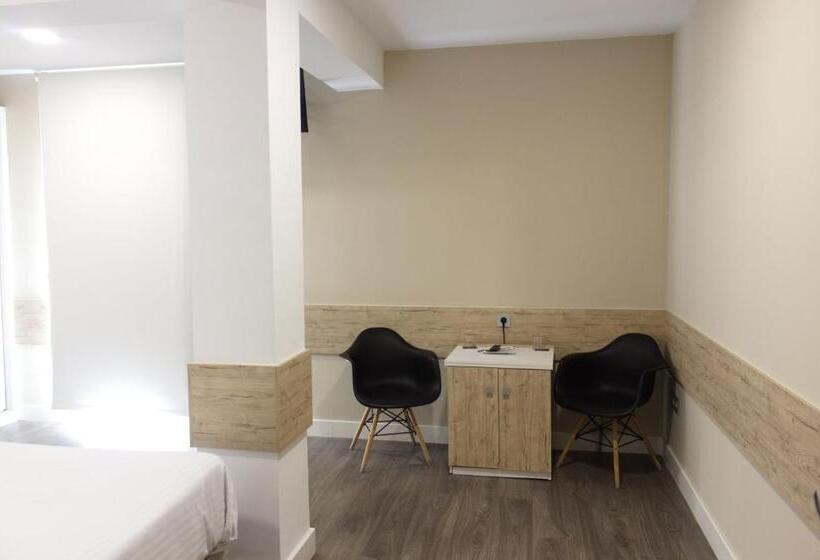 Люкс Повышенной Комфортности, Deluxe Hostels & Suites Merida