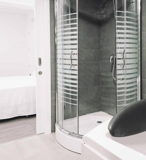 Люкс Повышенной Комфортности, Deluxe Hostels & Suites Merida