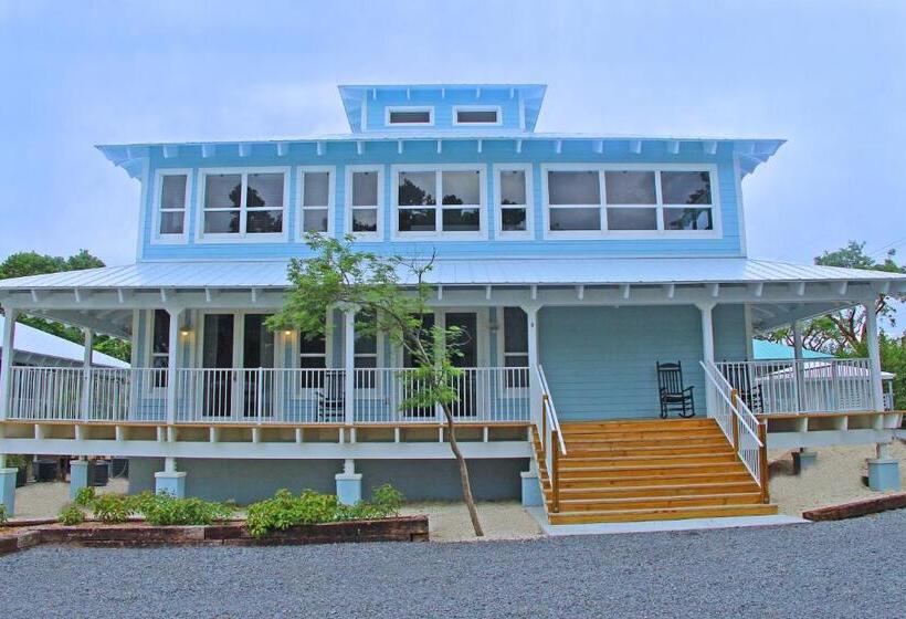 Вилла 3 Спальни, Dolphin Point Villas