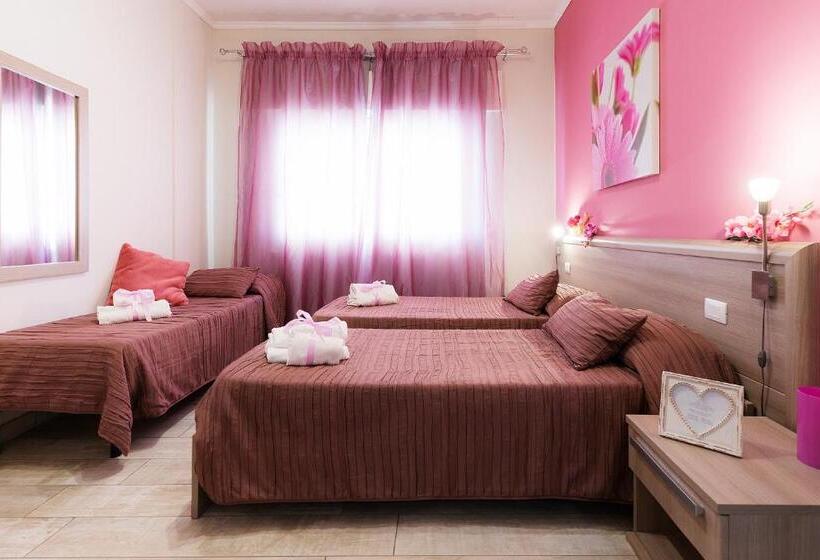 اتاق راحتی سه تخته, Suite Room Fiumicino