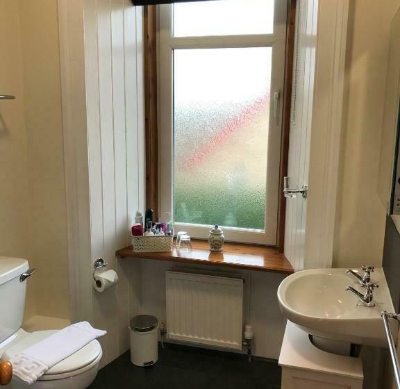 اتاق لوکس با تخت بزرگ, Rossmor Bed & Breakfast
