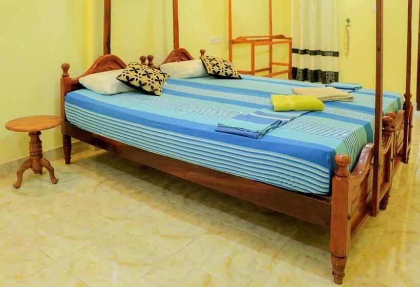Номер Deluxe, La Safari Inn Tissamaharama