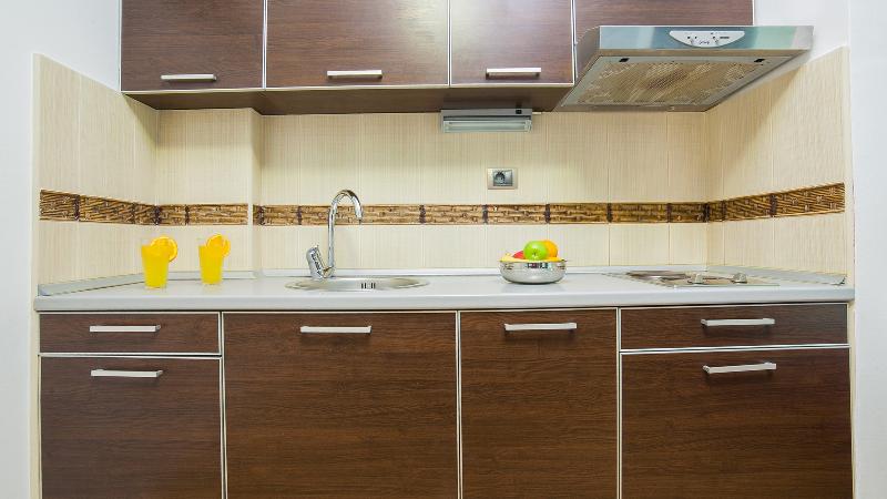 آپارتمان 1 خوابه, Apartments Raymond
