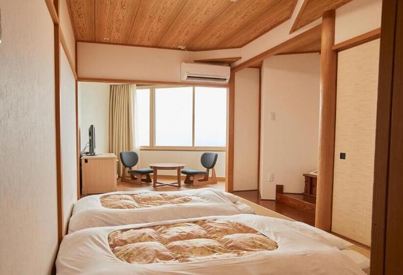 Standard-huone, Myogi Green