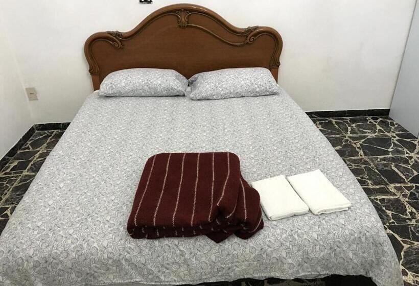 Standard room with outdoor bath, B&b E Locazioni Turistiche Antico Borgo Toscano