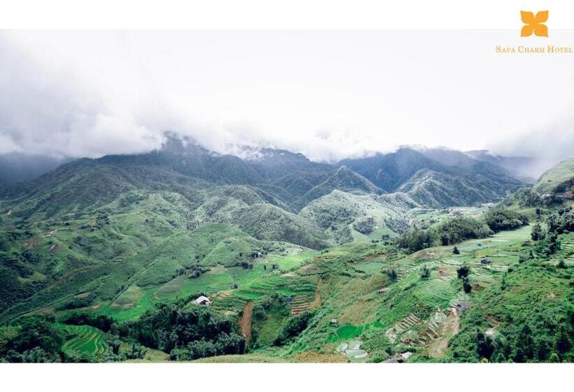 سوییت با چشم‌انداز کوه, Sapa Charm