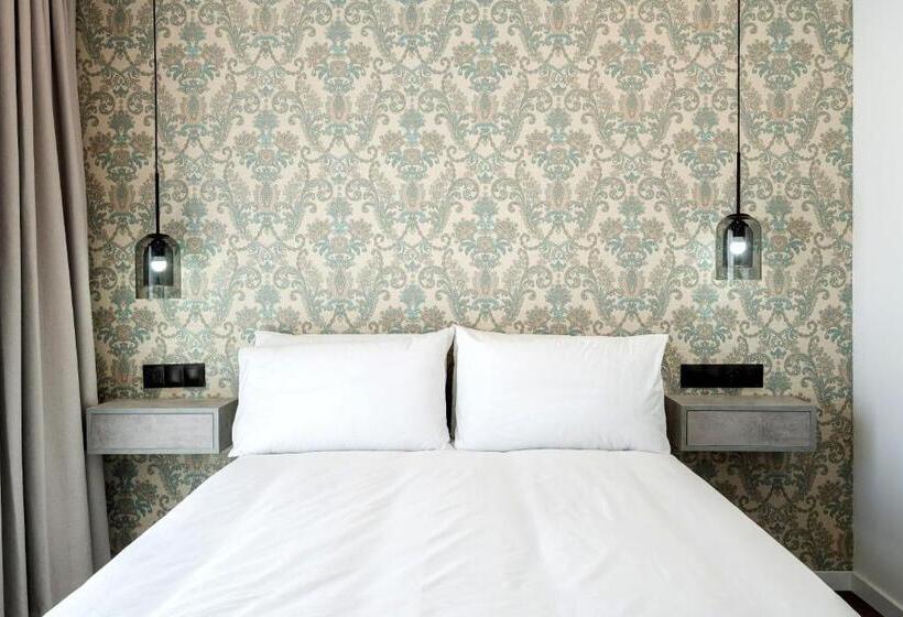 Номер Стандарт, The Orange House Boutique Hotel And Upstairs Rooftop Bar   Brand New