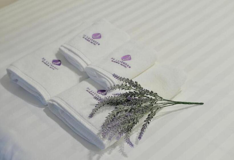 اتاق لوکس سه تخته, De Lavender Bangkok