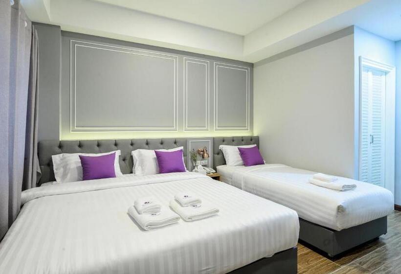 اتاق لوکس سه تخته, De Lavender Bangkok