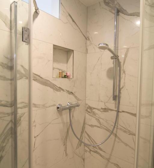 اتاق سوپریور یک تخته, Sleep Inn Dusseldorf