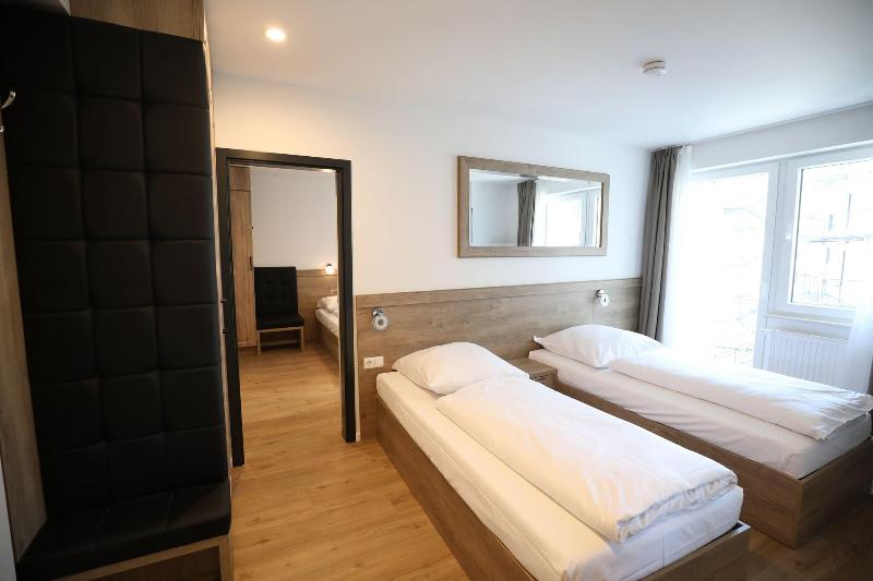 استودیوی استاندارد, Sleep Inn Dusseldorf