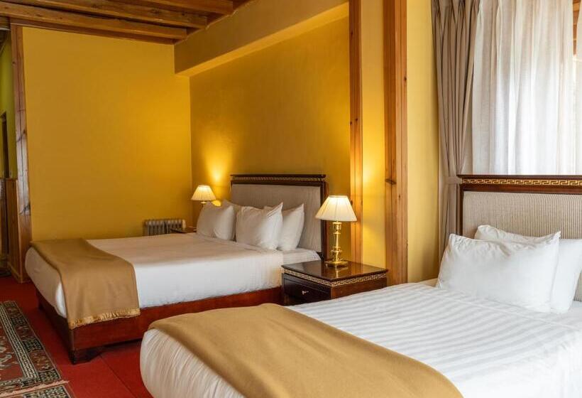 اتاق استاندارد با چشم‌انداز کوهستان, Tiger S Nest Resort   Best Resort In Paro