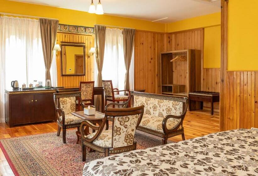سوییت, Tiger S Nest Resort   Best Resort In Paro