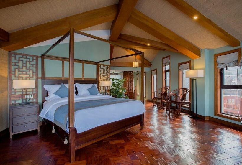 Семейный Номер, Walden Lugu Lake Zen Retreat