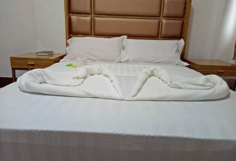 디럭스 룸, Meaco Hotel   Anilao