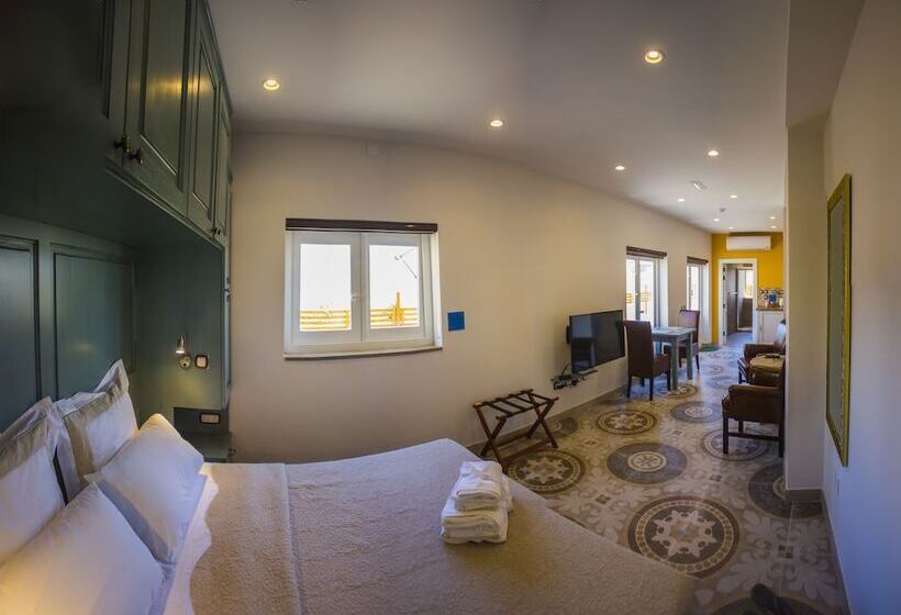 مجموعه ویستا شهر, Casa Azzopardi Suites