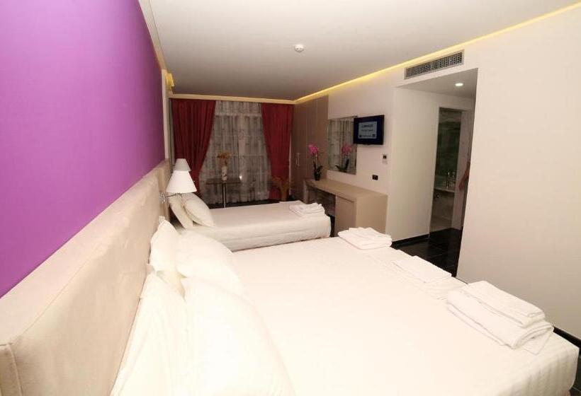 小型豪华套房, Palace Vlore