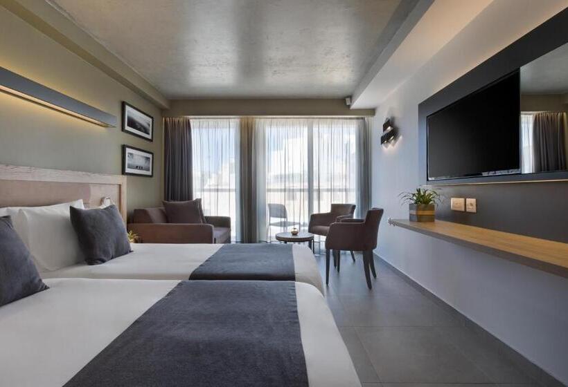 اتاق خانوادگی, Azur Hotel By St Hotels