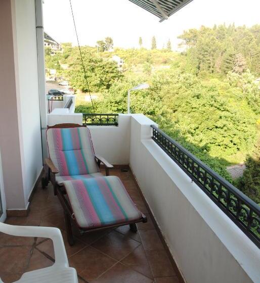 اتاق استاندارد با بالکن و چشم‌انداز دریا, Villa Dulsinea