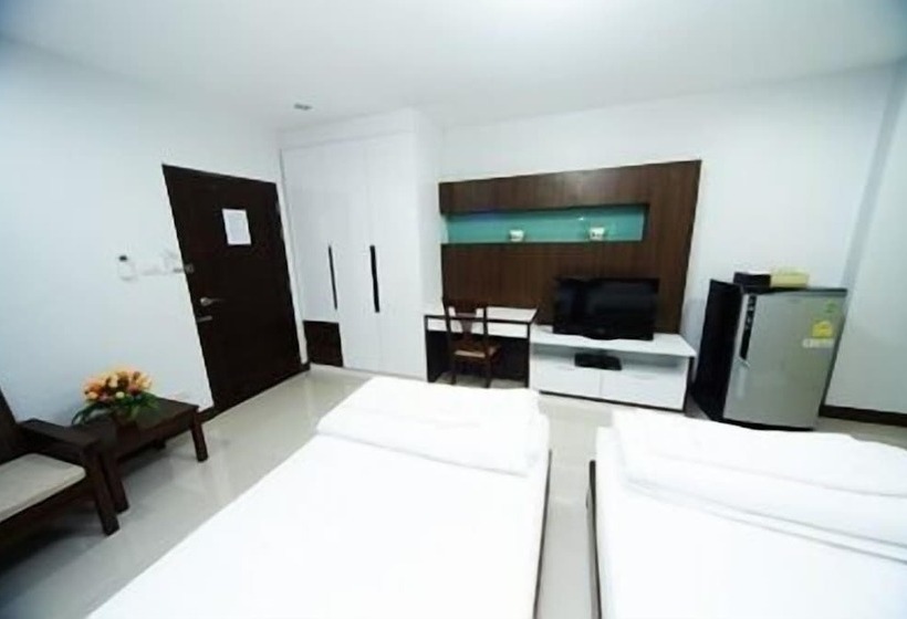 Номер Стандарт с Балконом, Central Place Serviced Apartment 1