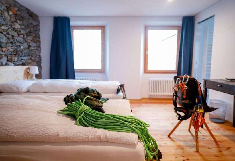 スーペリアールーム, Bed&bike Tremola San Gottardo