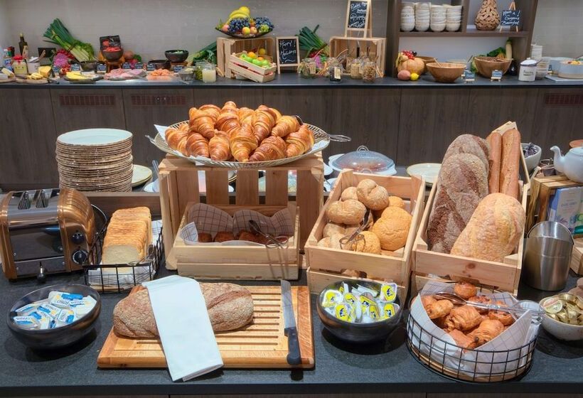 Семейный Номер, Radisson Blu Hotel, Bruges