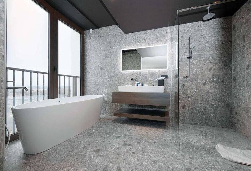 Люкс, Radisson Blu Hotel, Bruges