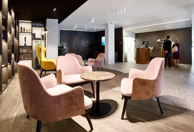 Номер Стандарт, Radisson Blu Hotel, Bruges