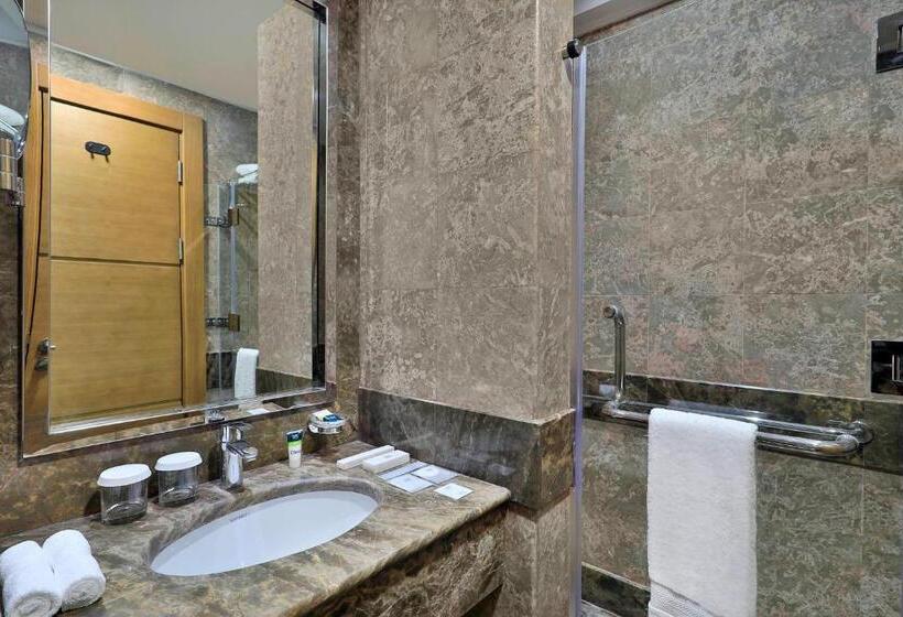 Номер Deluxe Кровать Кинг, Four Points By Sheraton Makkah Al Naseem