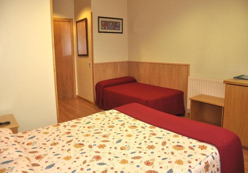 Люкс 2 Спальни, Four Points By Sheraton Makkah Al Naseem
