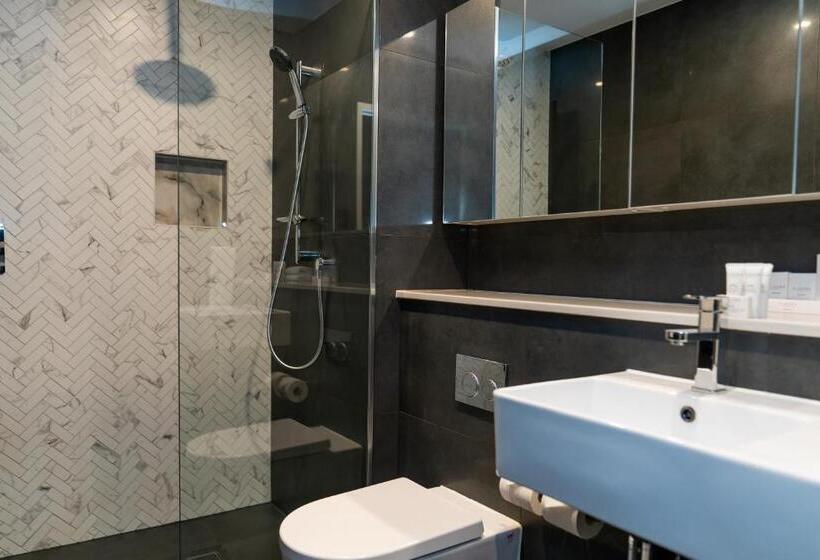 스위트 킹사이즈 침대, Holiday Inn & Suites   Parramatta Marsden Street, An Ihg