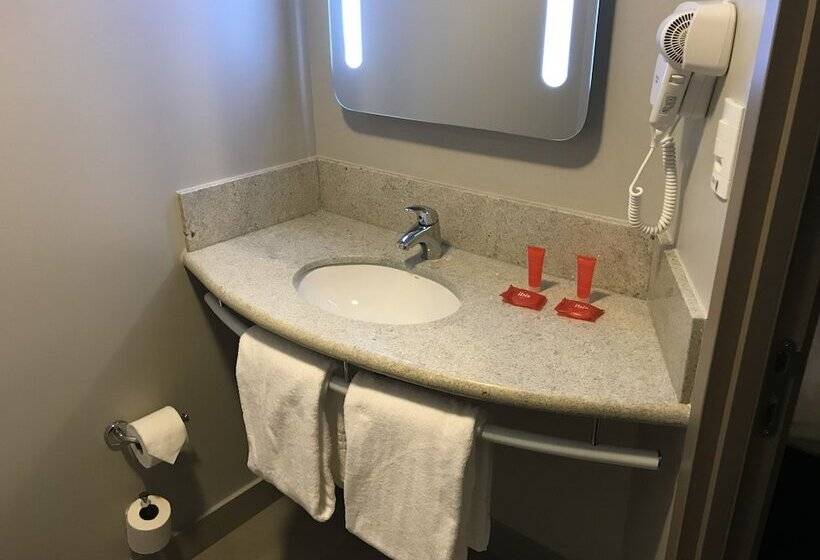 Номер Стандарт, Ibis Tatui