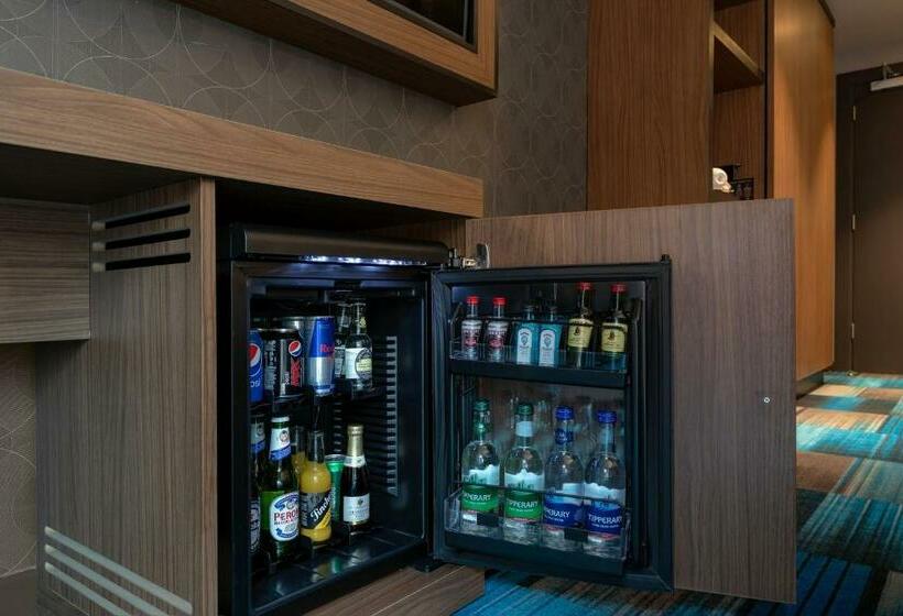 스탠다드 스튜디오 더블 침대, Aloft Dublin City