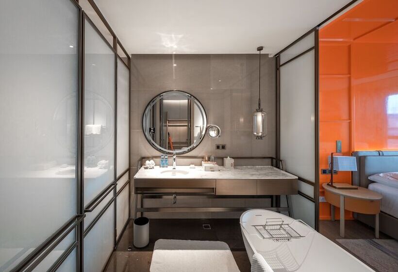 Номер Стандарт 2 Двуспальные Кровати, Canopy By Hilton Chengdu City Centre