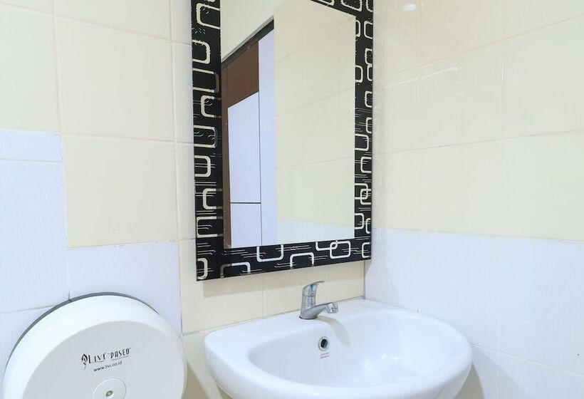 Номер Deluxe, City Garden Bali Dwipa Hotel, Kuta