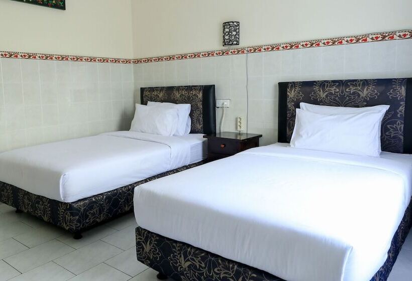 Номер Superior, City Garden Bali Dwipa Hotel, Kuta