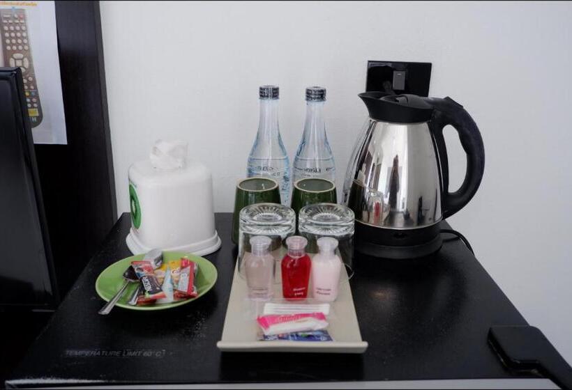 디럭스 룸, Izen Budget Hotel & Residence